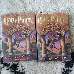 2x Harry Potter and the sorcerer´s stone